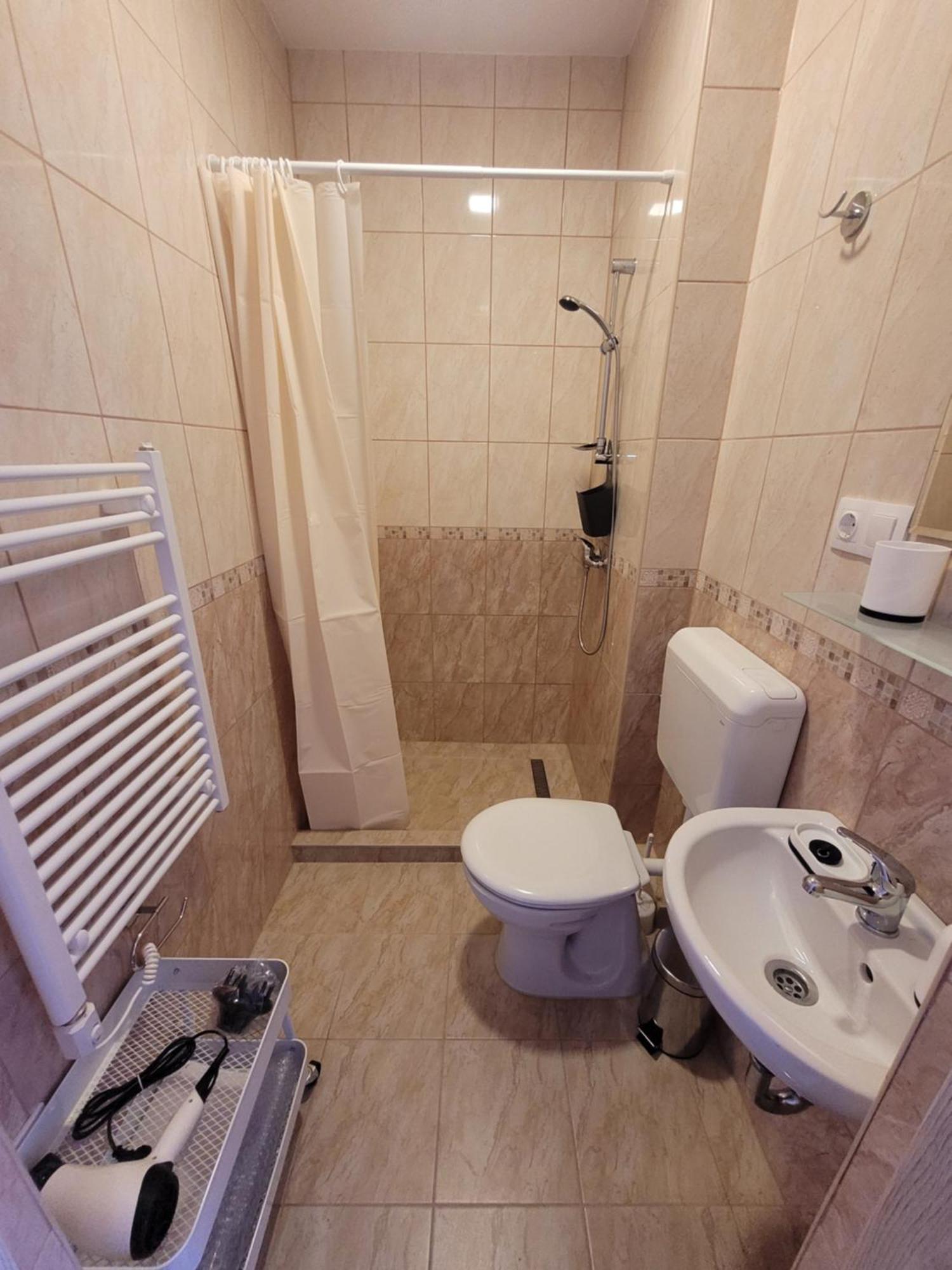 Azta Central Apartments Hévíz Exteriér fotografie
